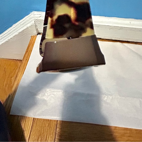 Lanvin sunglasses. - Picture 10 of 14